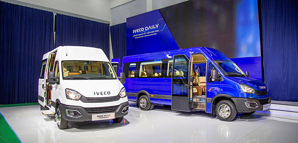 依维柯携长海汽车在越南发布全新车型Daily Minibus
